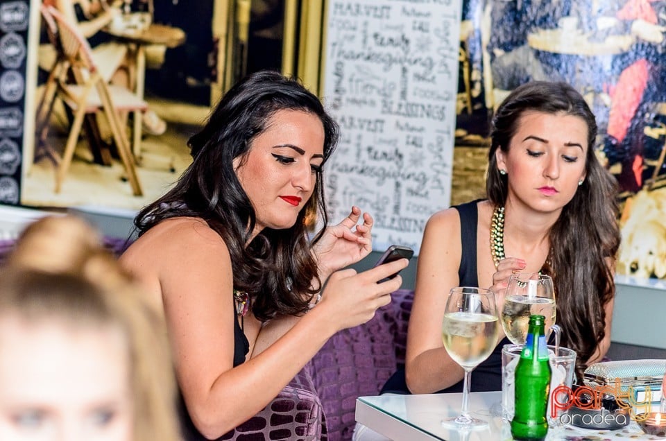 Vineri seara în Blanc Coffee, 