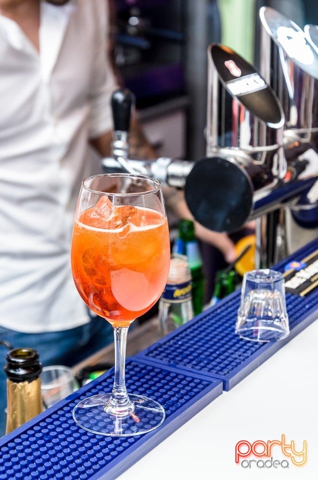 Vineri seara în Blanc Coffee, 