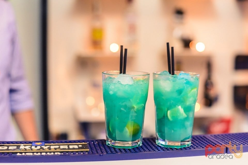 Vineri seara în Blanc Coffee, 