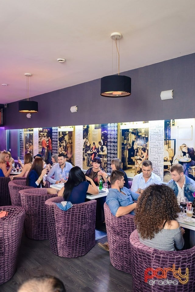 Vineri seara în Blanc Coffee, 