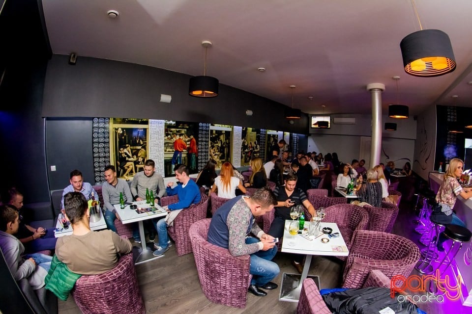 Vineri seara în Blanc Coffee, 