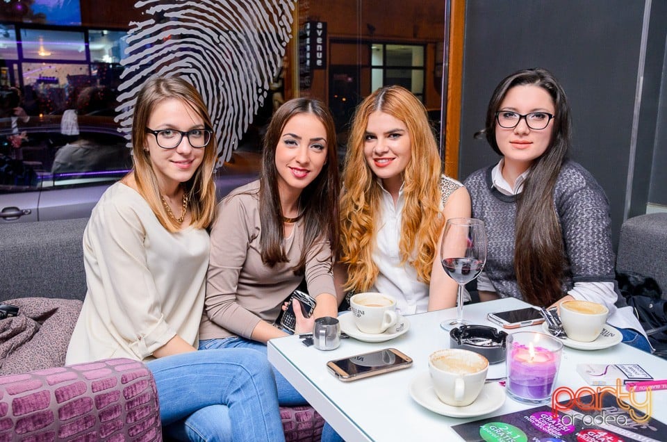 Vineri seara în Blanc Coffee, 