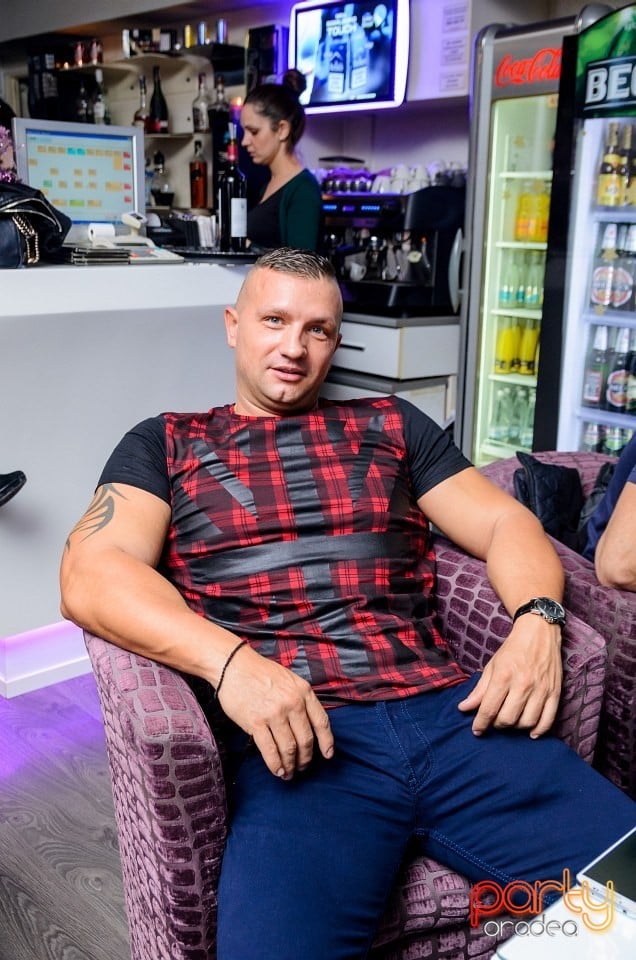 Vineri seara în Blanc Coffee, 