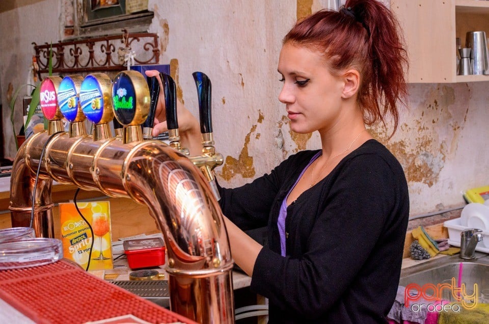 Vineri seara în Bodega, Bodega