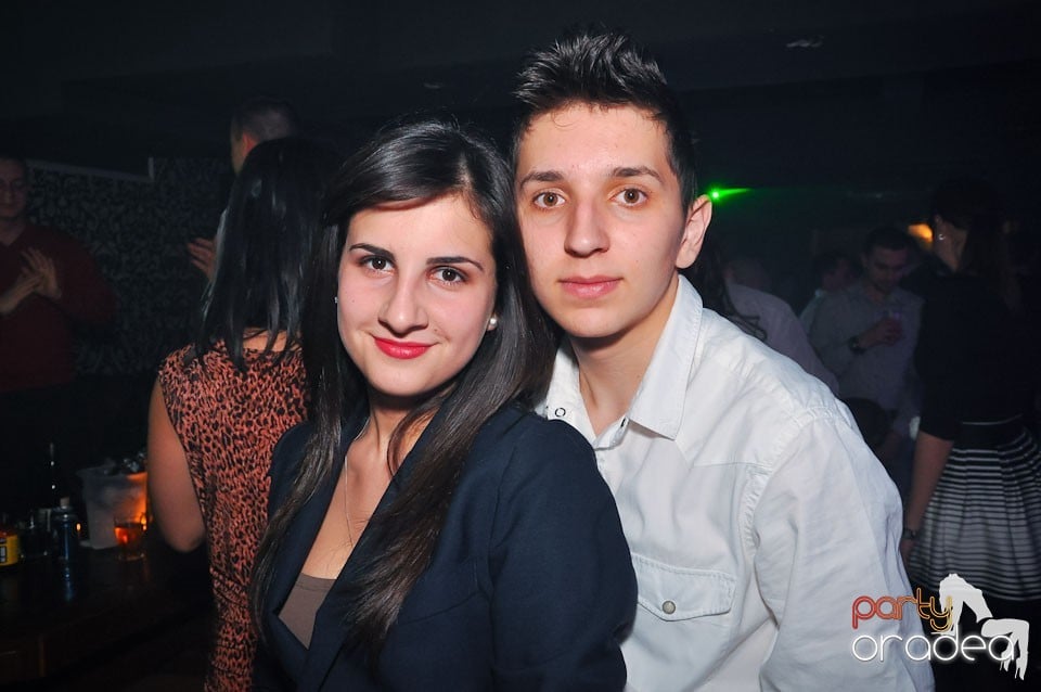 Vineri seara în Club Life,