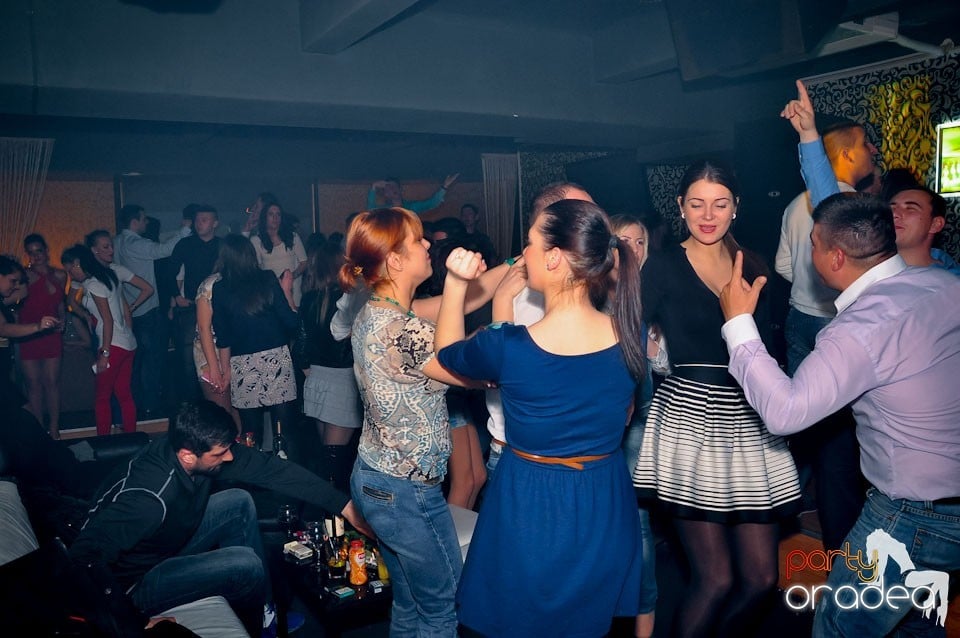 Vineri seara în Club Life,