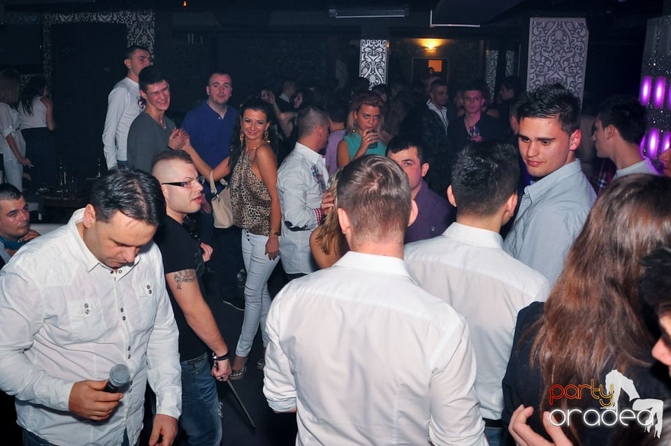 Vineri seara în Club Life,