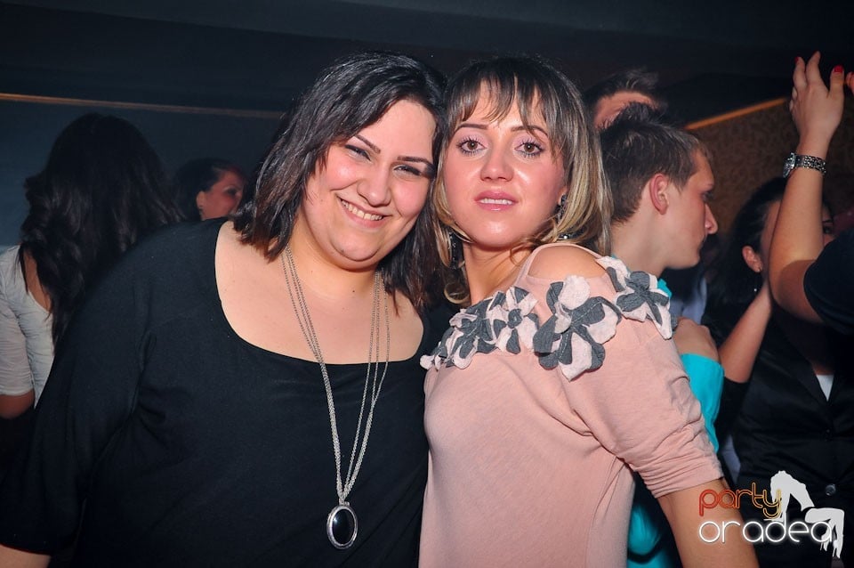 Vineri seara în Club Life,