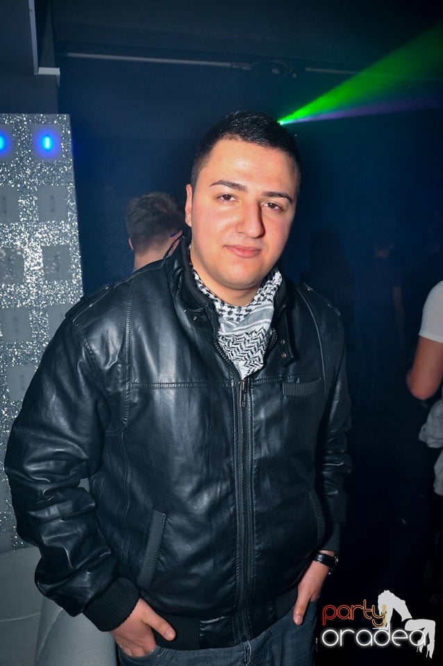 Vineri seara în Club Life,