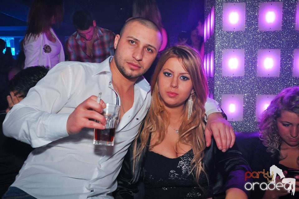 Vineri seara în Club Life,