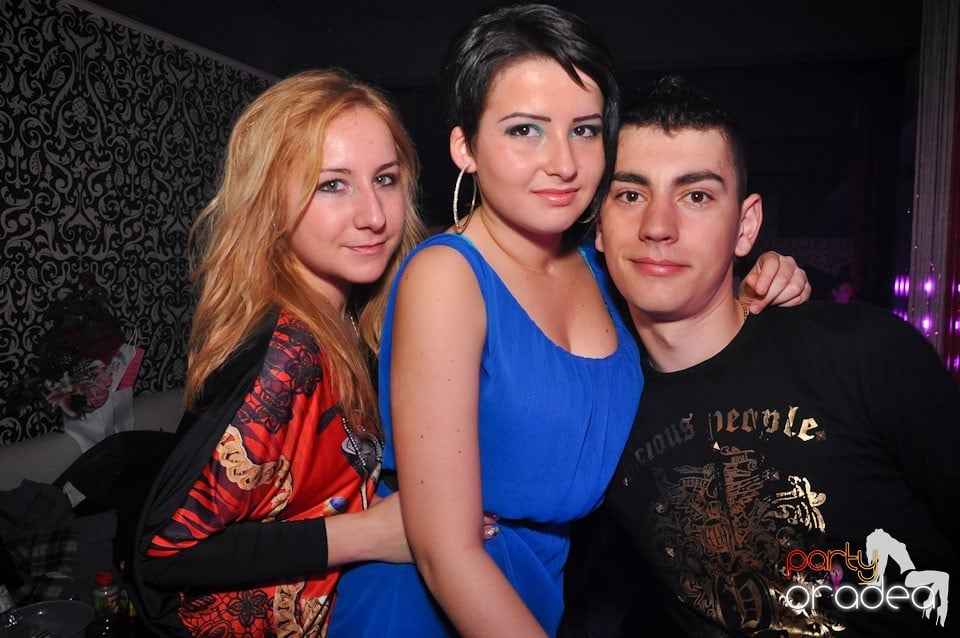 Vineri seara în Club Life,