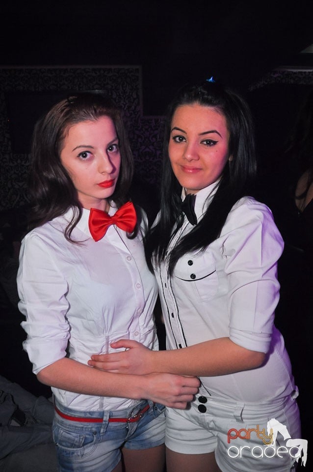 Vineri seara în Club Life,