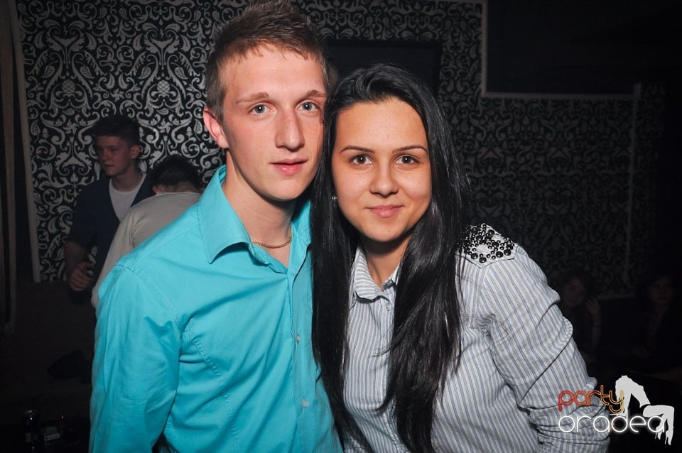 Vineri seara în Club Life,