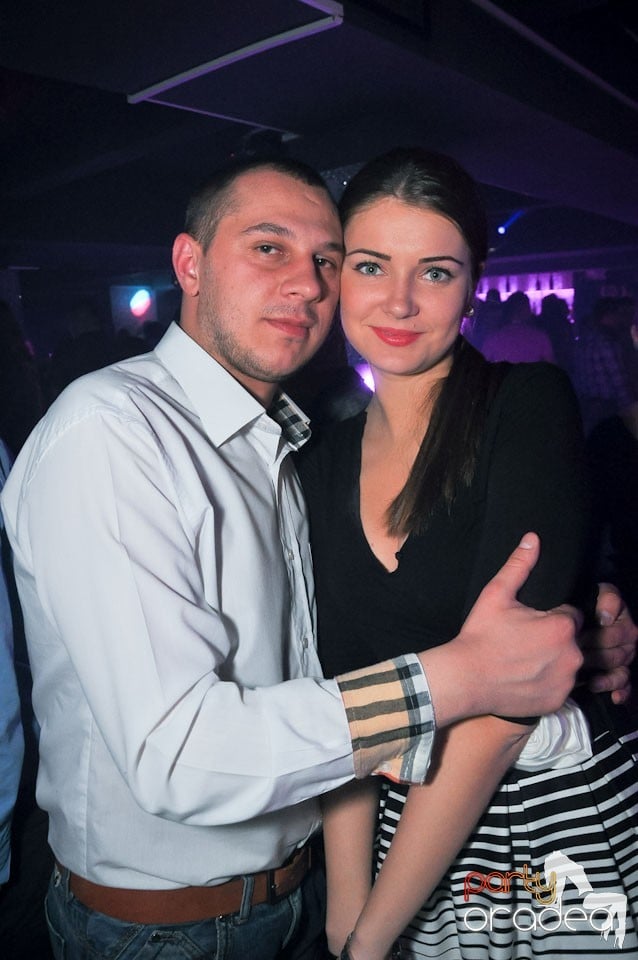 Vineri seara în Club Life,