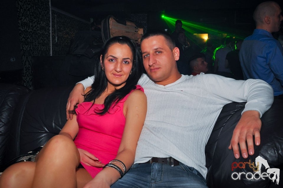 Vineri seara în Club Life,