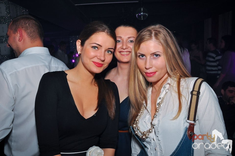 Vineri seara în Club Life,