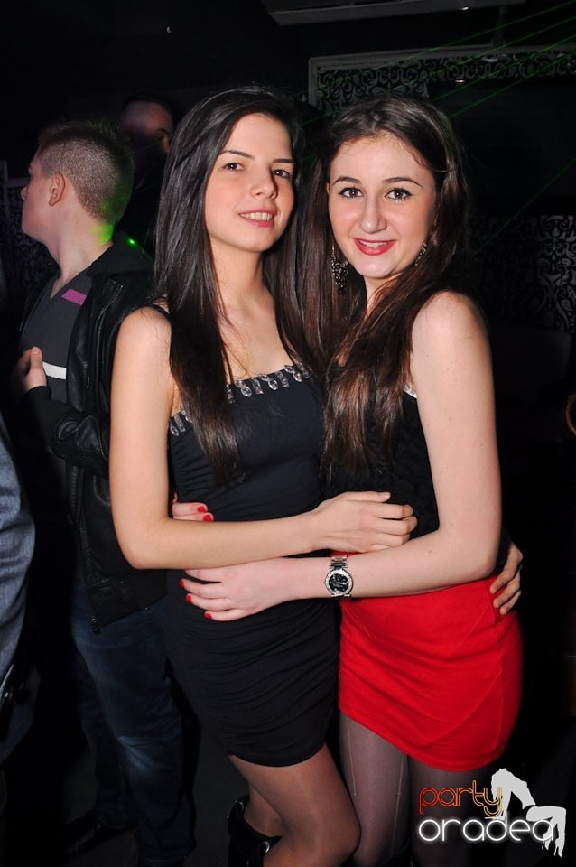 Vineri seara în Club Life,