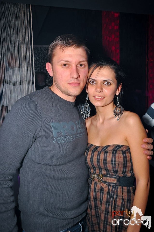 Vineri seara în Club Life,
