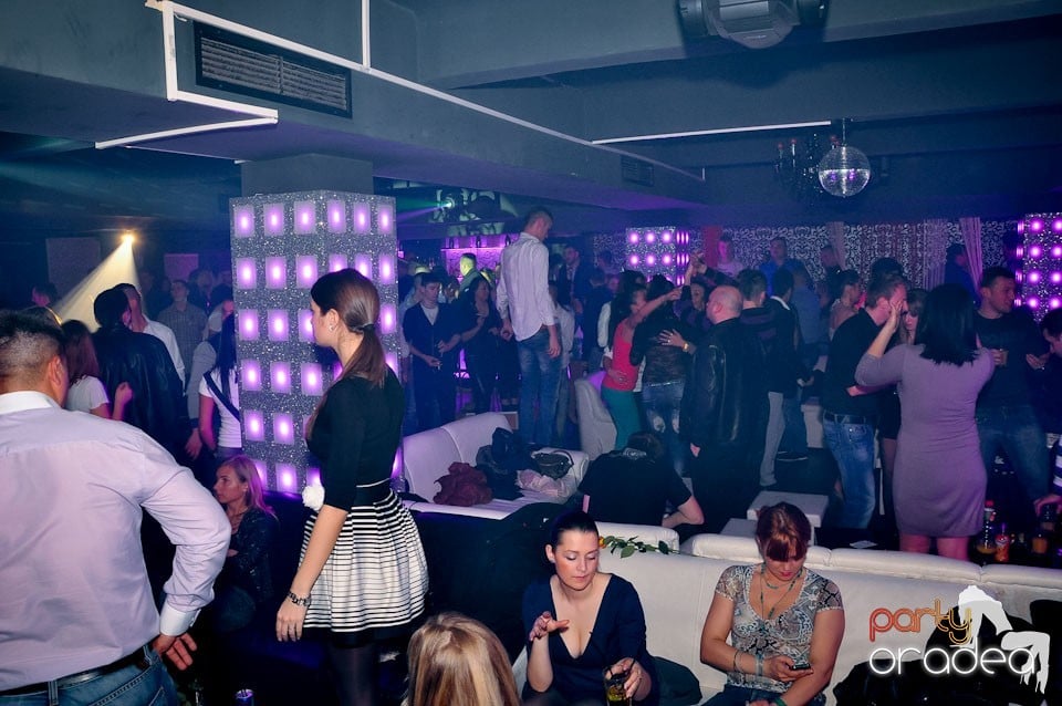 Vineri seara în Club Life,
