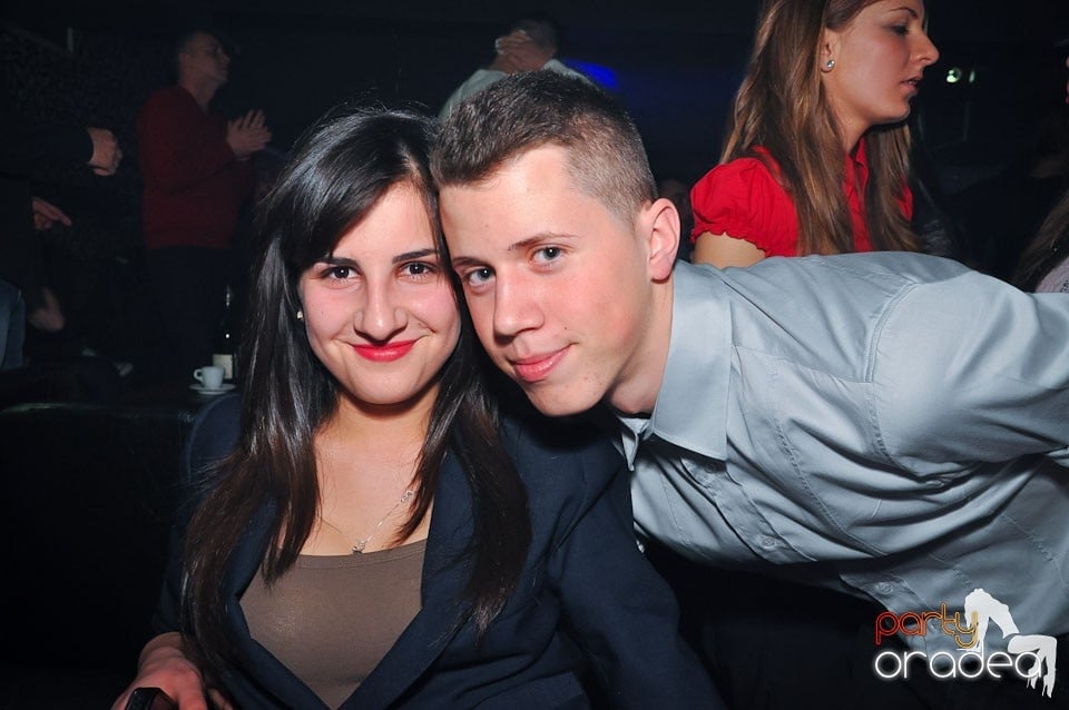 Vineri seara în Club Life,