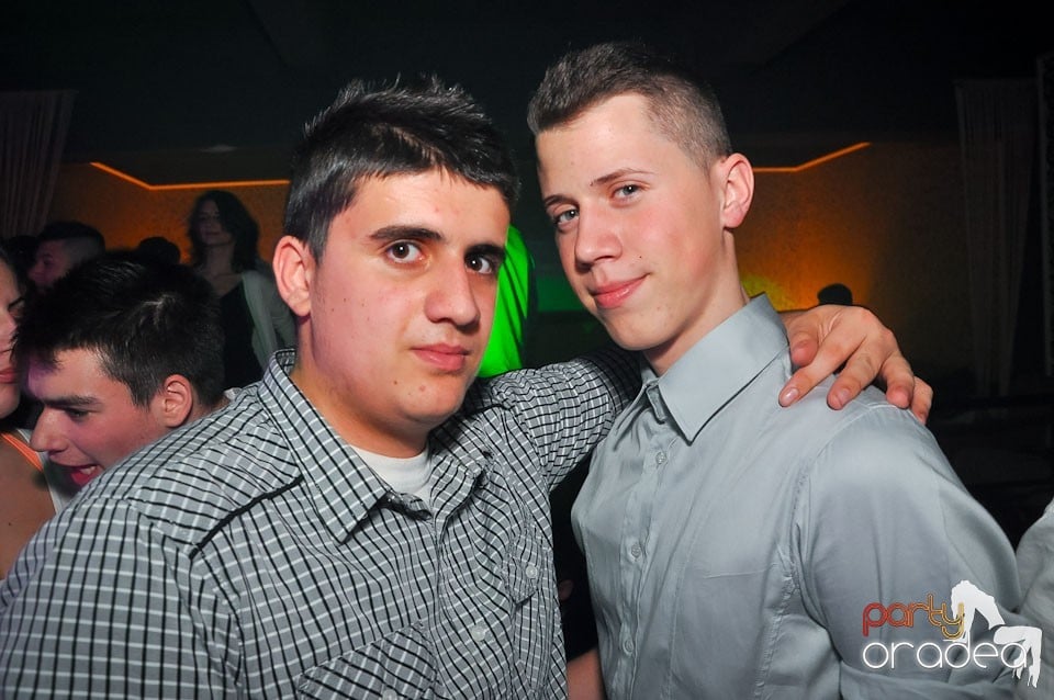 Vineri seara în Club Life,