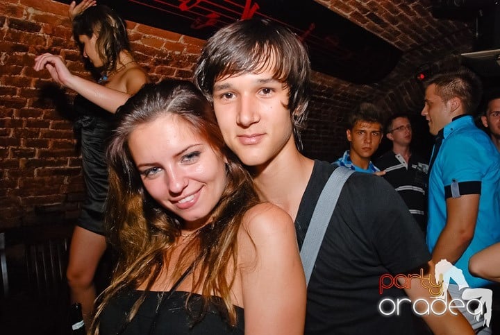 Vineri seara în Escape, 