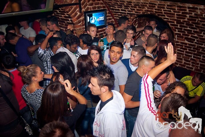 Vineri seara în Escape, 