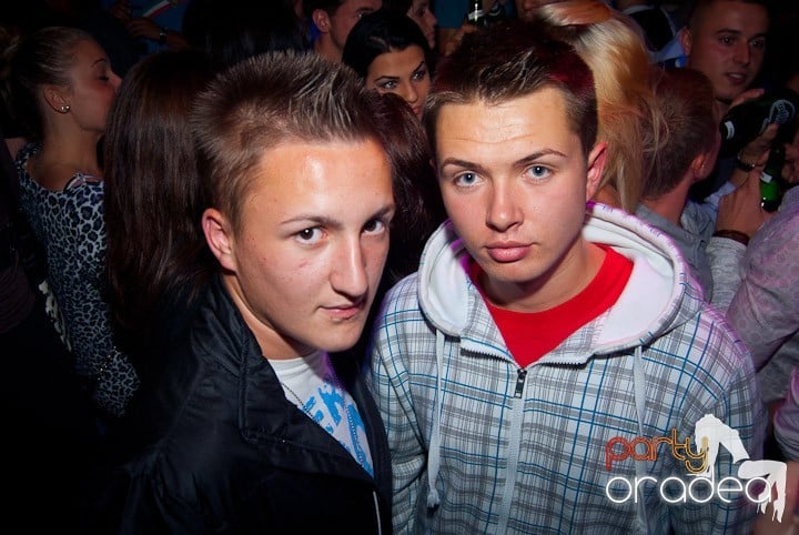 Vineri seara în Escape, 