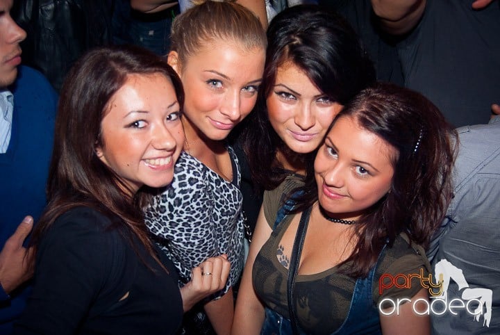 Vineri seara în Escape, 