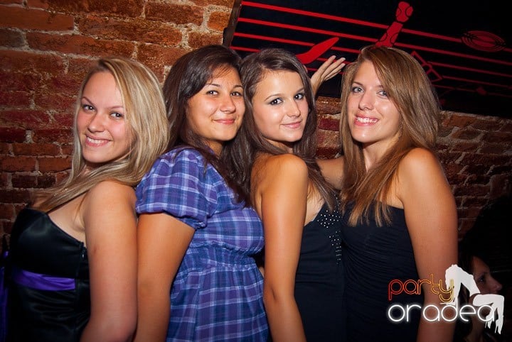 Vineri seara în Escape, 