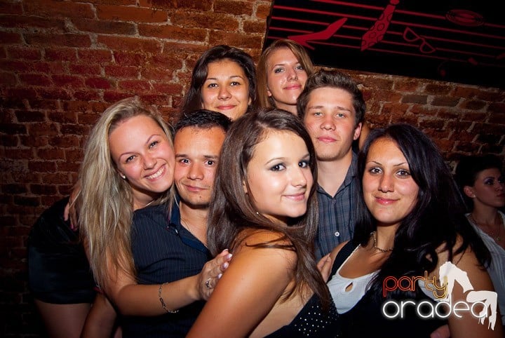 Vineri seara în Escape, 