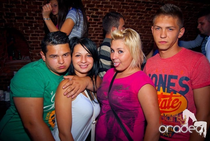 Vineri seara în Escape, 