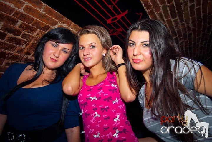 Vineri seara în Escape, 