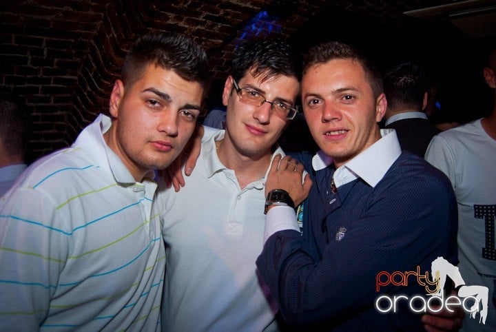 Vineri seara în Escape, 