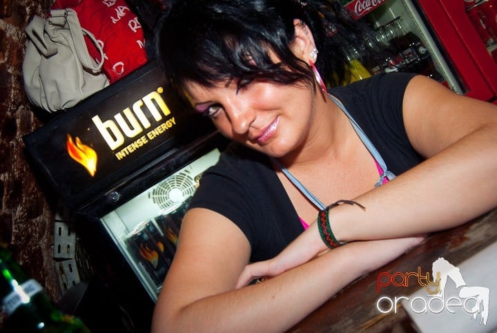 Vineri seara în Escape, 