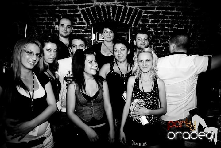 Vineri seara în Escape, 