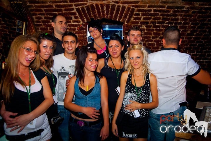 Vineri seara în Escape, 