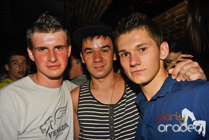 Vineri seara în Escape, 