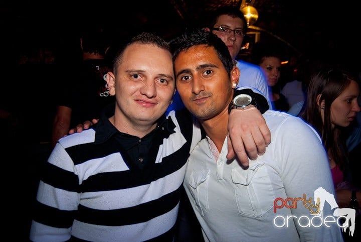 Vineri seara în Escape, 