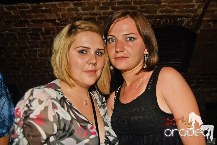 Vineri seara în Escape, 