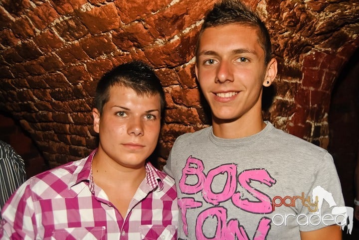 Vineri seara în Escape, 