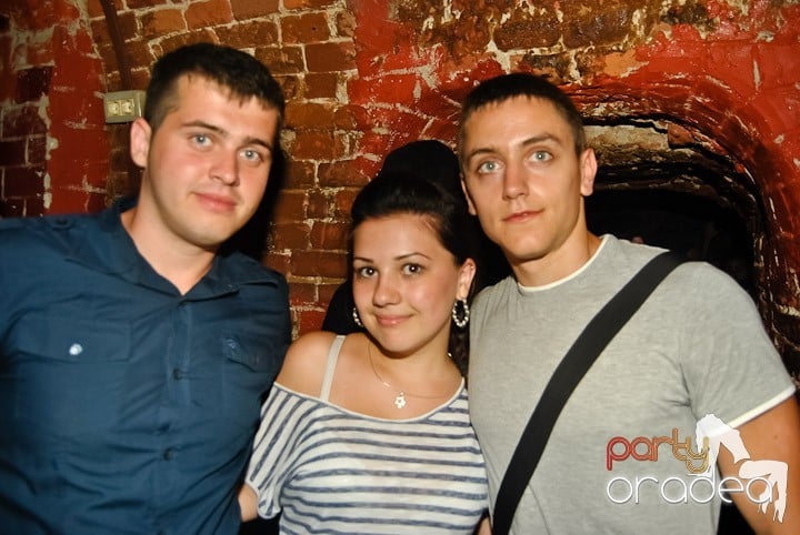 Vineri seara în Escape, 