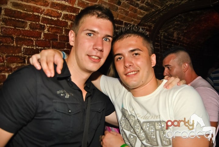 Vineri seara în Escape, 