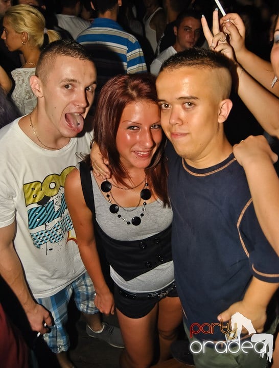 Vineri seara în Escape, 