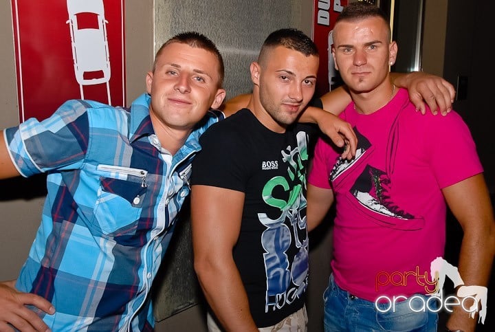 Vineri seara în Escape, 