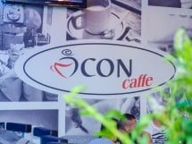 Vineri seara în Icon Caffe