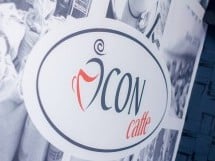 Vineri seara în Icon Caffe