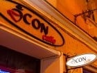 Vineri seara în Icon caffe