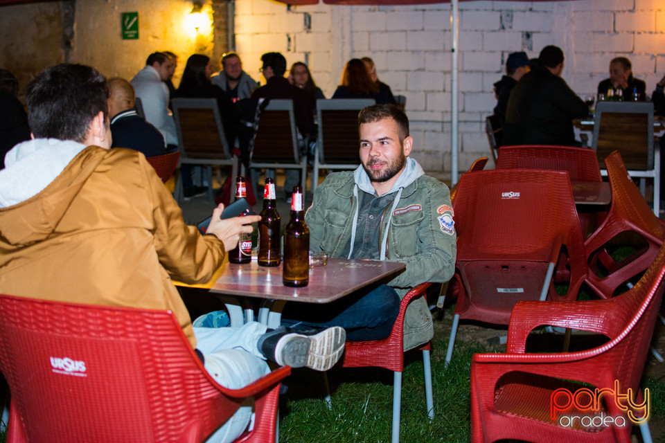 Vineri seara la Bodega, Bodega