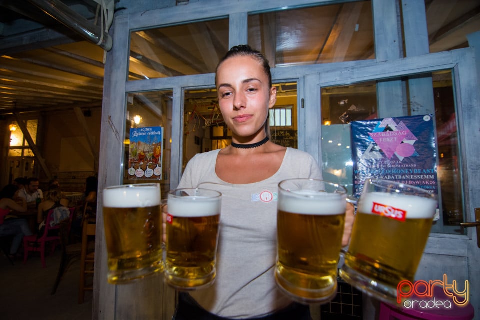Vineri seara la Bodega, Bodega